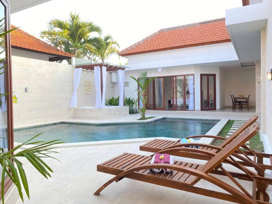 Villa Akmali Umalas 2Br With Private Pool & Jacuzzi Canggu Esterno foto